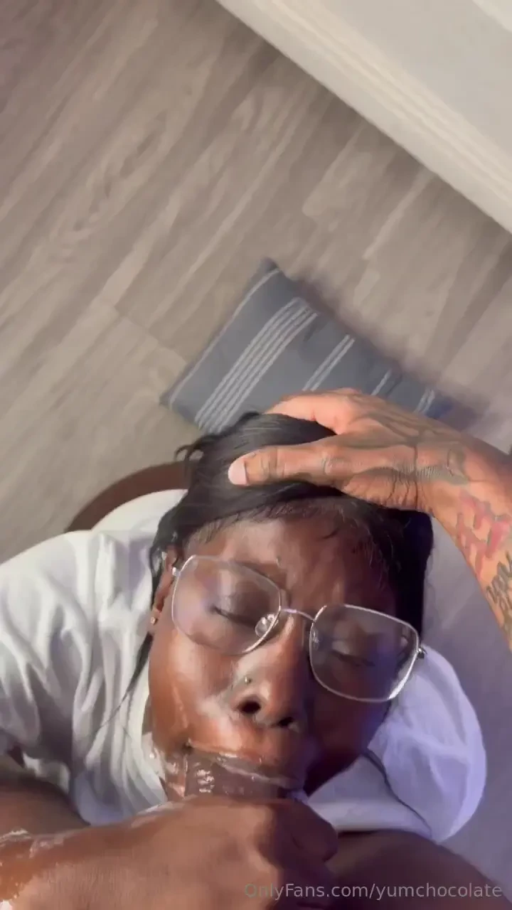 The biggest dick i ever sucked i love everything about it 