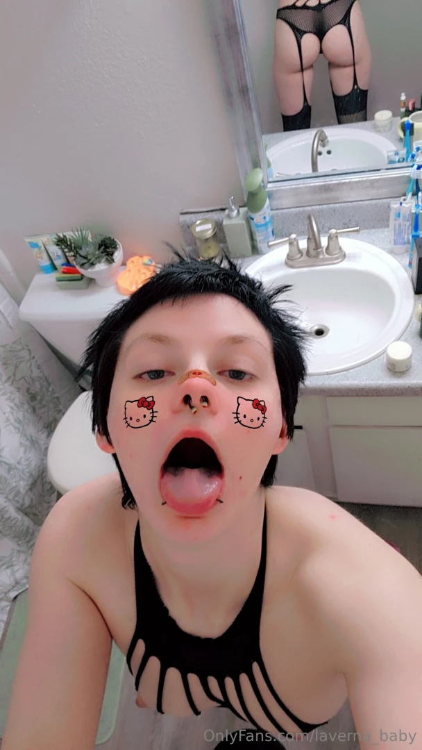 Another new outfit do yall like this one too part 4 