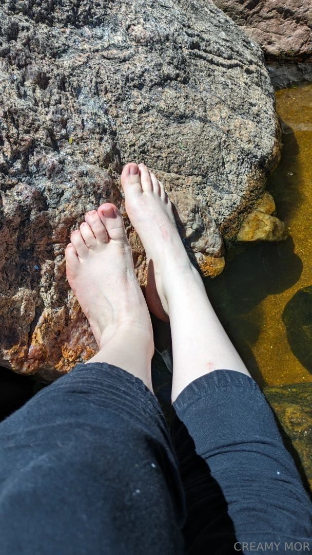 I feel like getting my perfect little feet licked and sucked i would part 4 