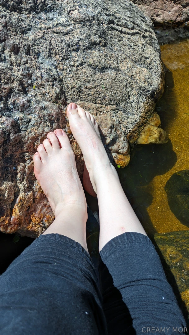 I feel like getting my perfect little feet licked and sucked i would part 6 