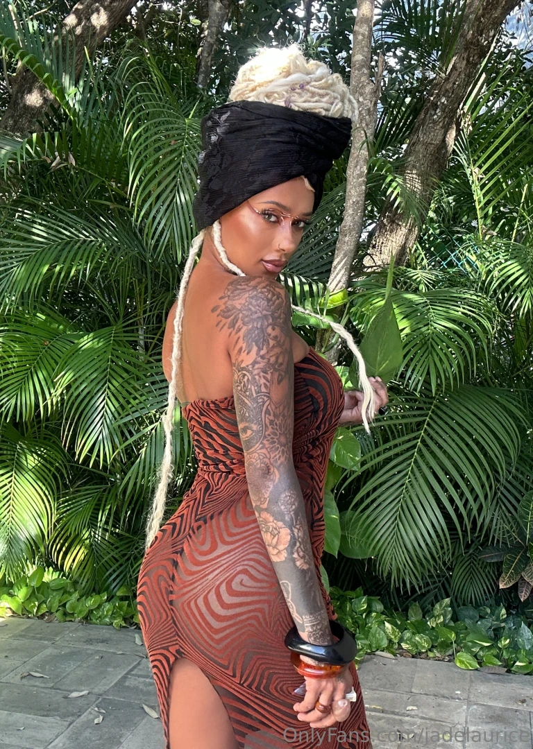 Let s get lost and risky in the jungle 