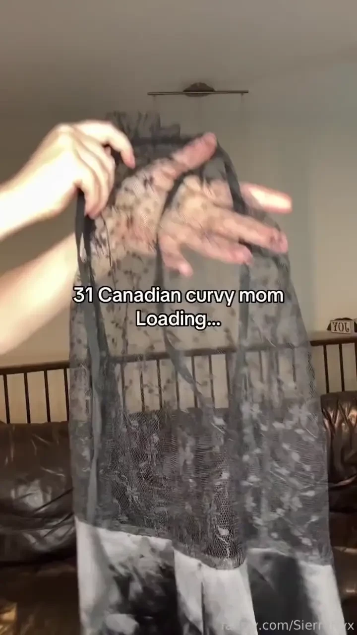 How does it look chubby thick bbw mommy milf mombod bigtits curvy 