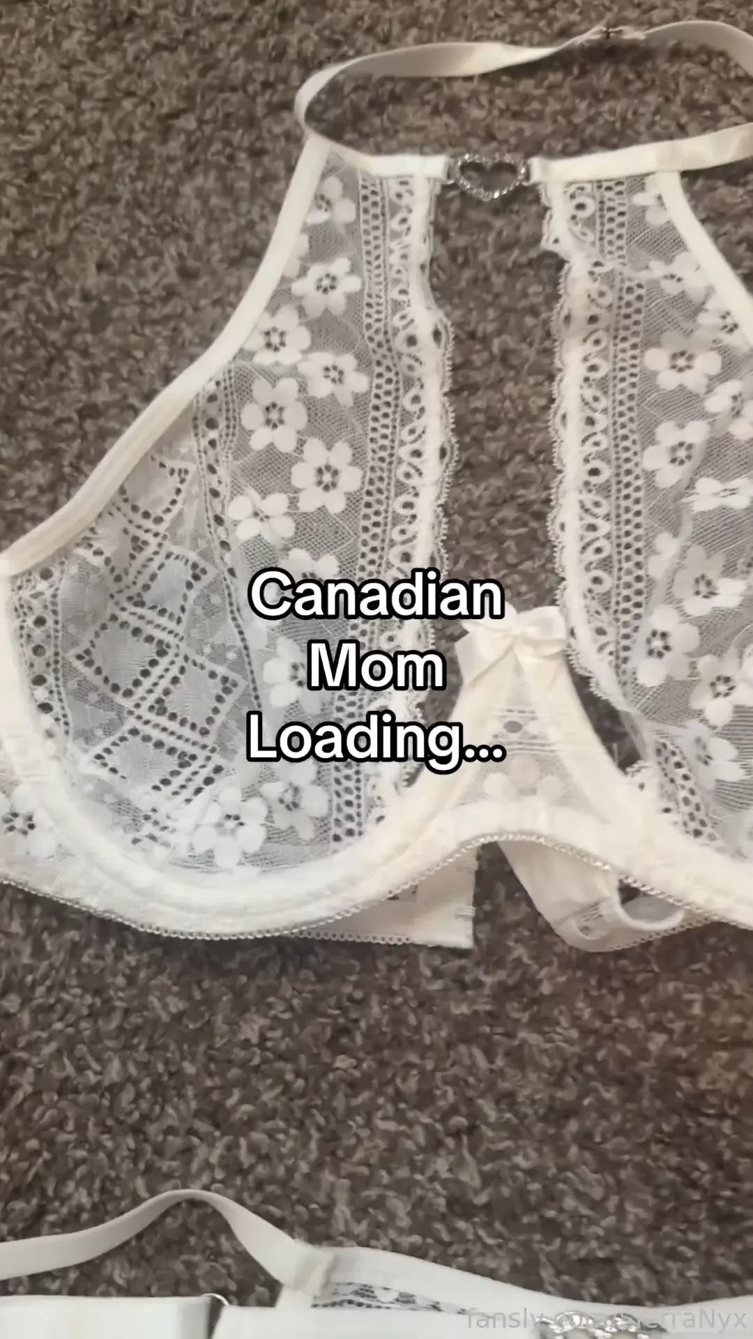 How does the white look chubby thick bbw mommy milf mombod bigtits 