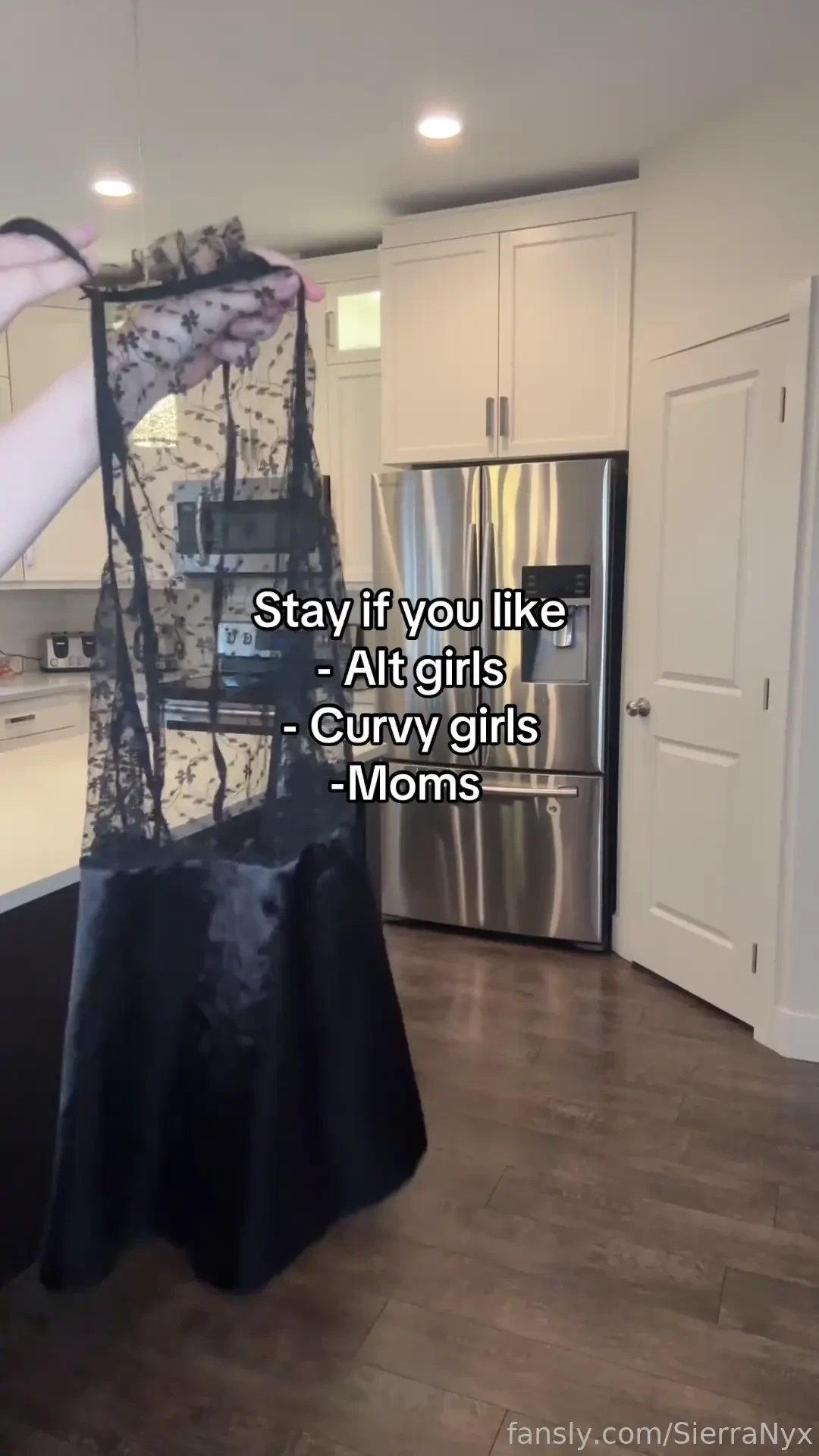 Does it look good on me chubby thick bbw mommy milf mombod bigtits part 1 