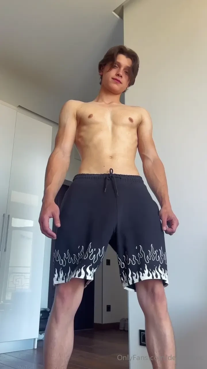 Should i collab with my friend eth_alpha he has 10 5 inch cock check part 10 