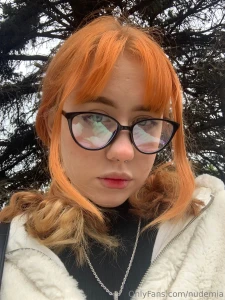 Don t just scroll talk to me i love getting your messages whether it s