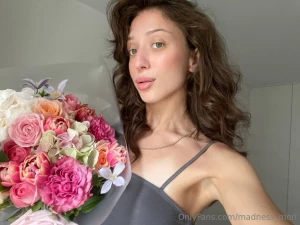 I bought myself some flowers a couple days ago that s what girls do
