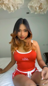 Dm me if red is your favorite color