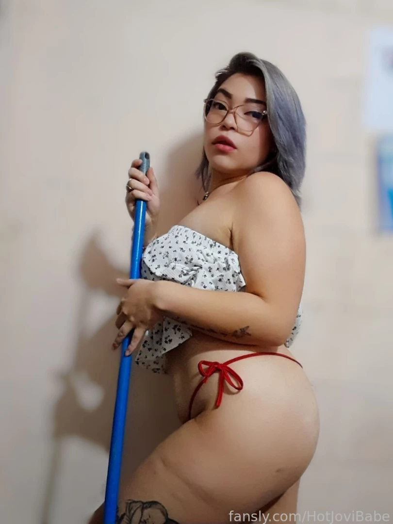 Llego a tu casa a ayudar con la limpieza hot horny babe ass boobs part 3 