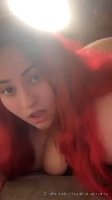 I love my big belly so much 