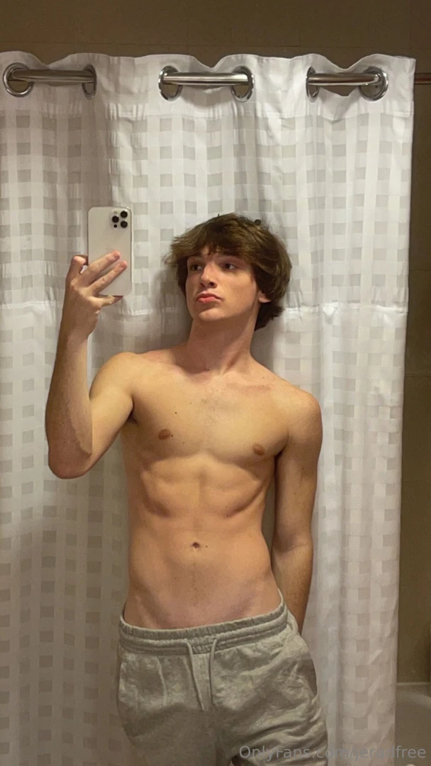 I m live on jeradcarrier1 and i just posted the craziest masterbation 