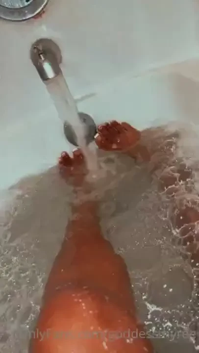 Y all love my french tips this bath felt so good 
