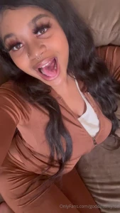 goddessmyree - I bet you didn t know my tongue could do all that 