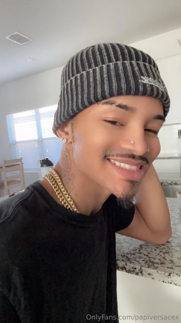 Dm me your smiles 