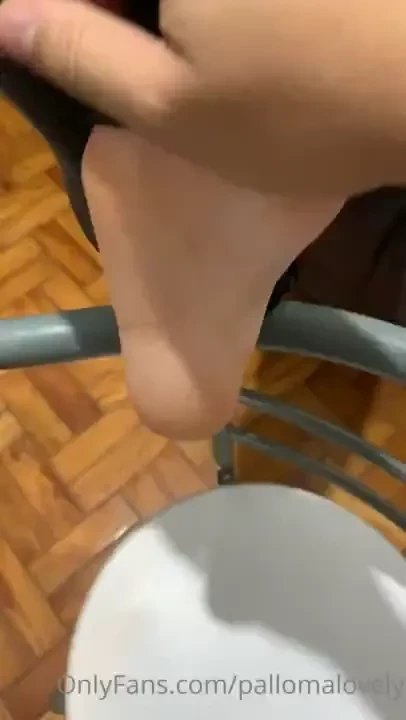 Por aqui j virou mania chegar do trabalho e botar as solinhas assim 