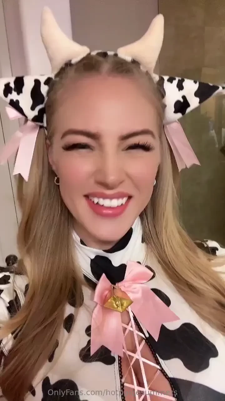 It s milk day aka my favorite drink day and i m spilling over in the 