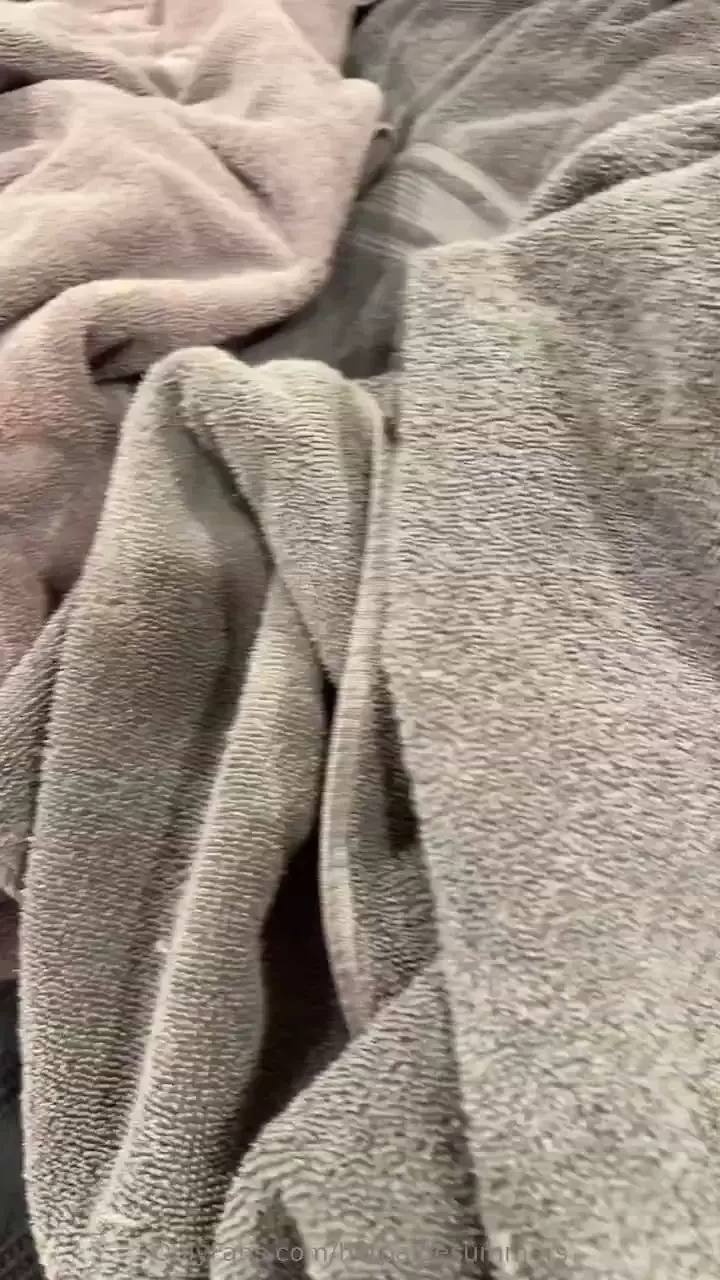 Do i look sorry i need help with my laundry after the of livestream 