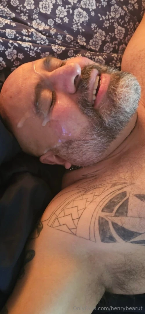 When my bear gets really horny he dominates me and bathes me in hot part 2 