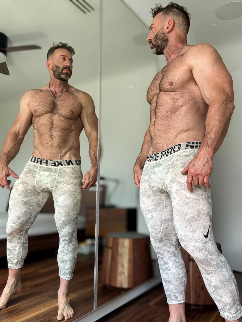 Photo shoot in my nike compression tights my vip account has the other part 2 