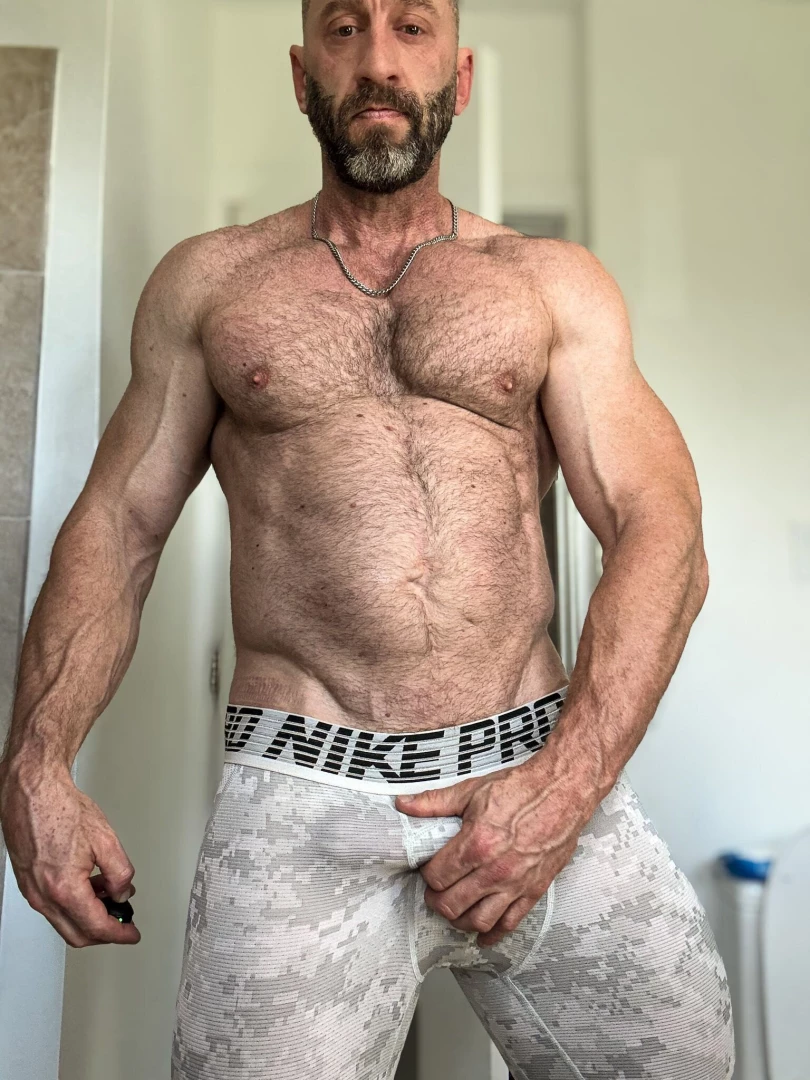 Photo shoot in my nike compression tights my vip account has the other part 3 