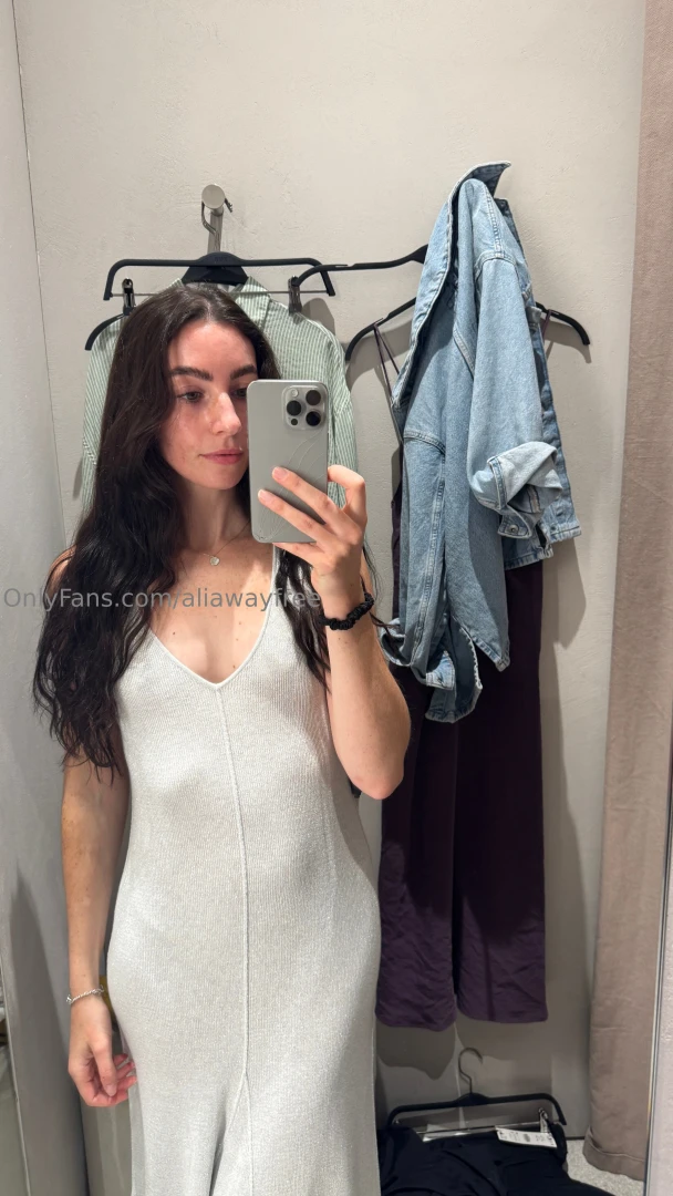 What do you think of the fit see more sexy outfits at https onlyfans 