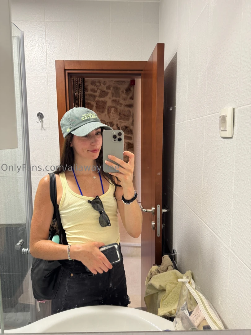 See all of my spicy holiday content at https onlyfans com aliaway c48 