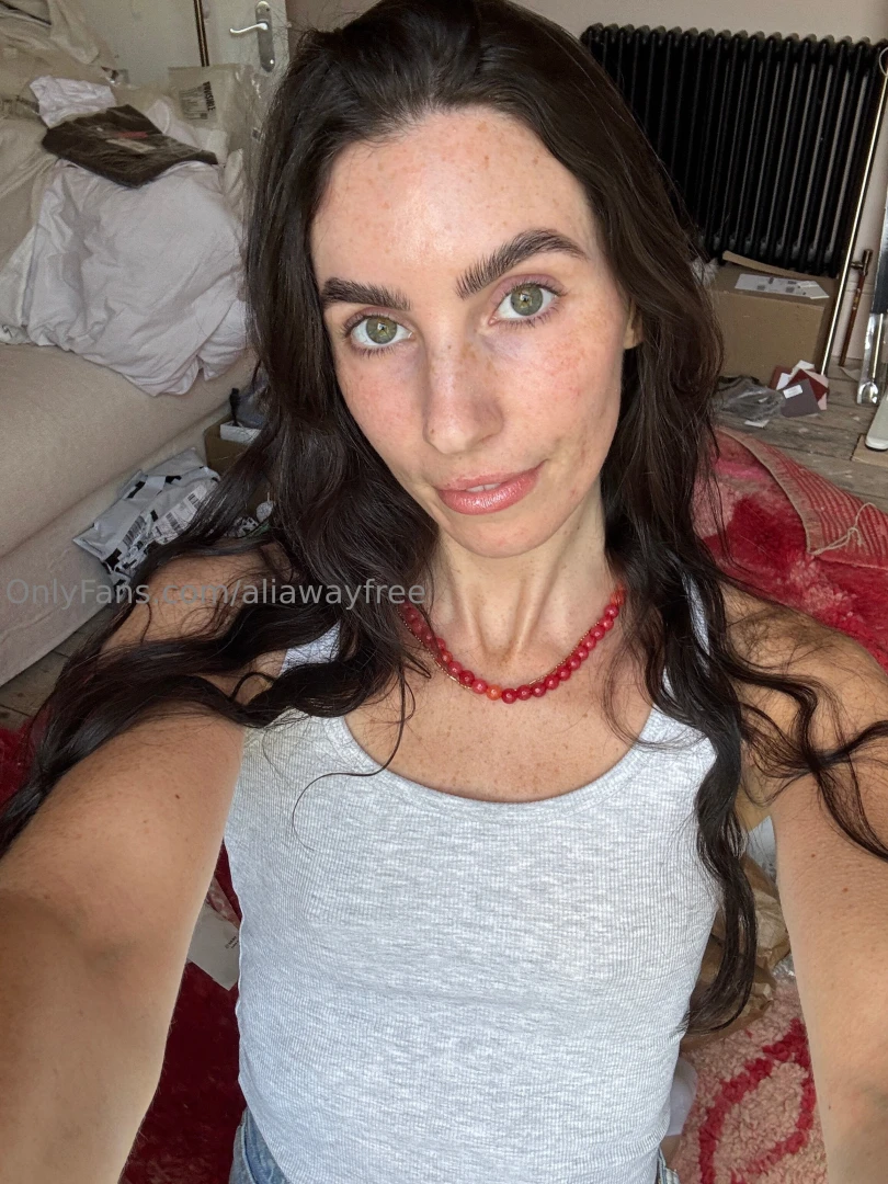 It s been sunny recently so my freckles made an appearance see more of part 1 