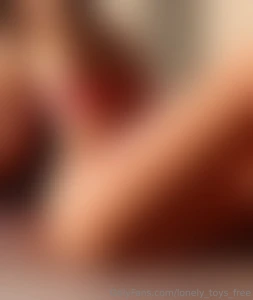 This is a deathly photo angle my butt looks so big join my vip