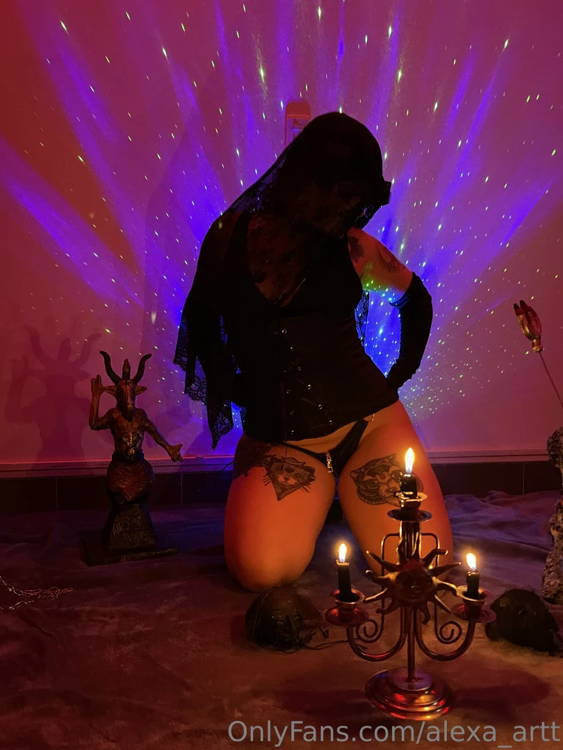Hmmm black magic let me make your dick hard 