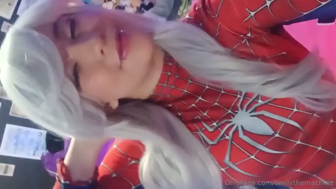 I can be your favorite superhero who doesn t love spider-girl 