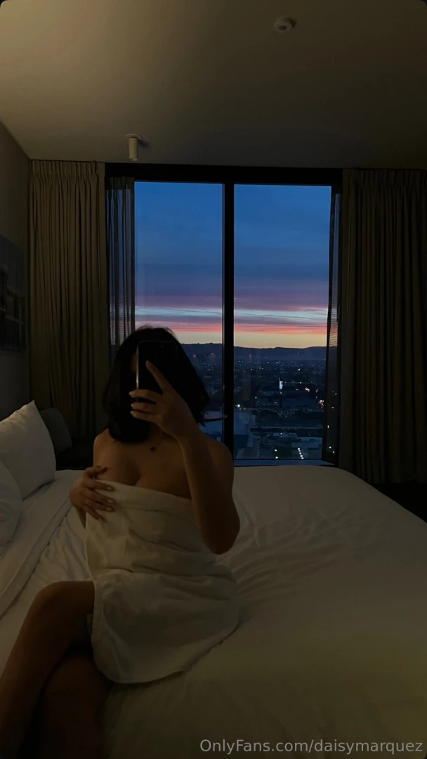 Sun is setting the vibe is set 