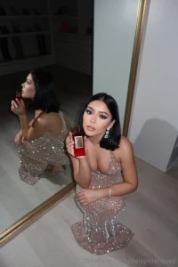 Oh nothing just a little sneak peek of my new years campaign for bella