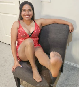 I filmed a 15 minute video getting tickled in this outfit and because part 2