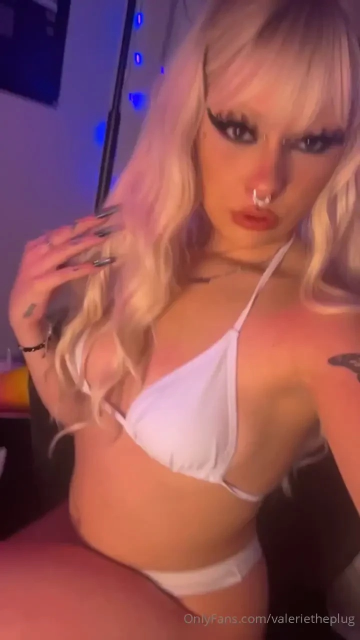 By the way ill be getting on live tonight at 10 30pm don t miss out i 