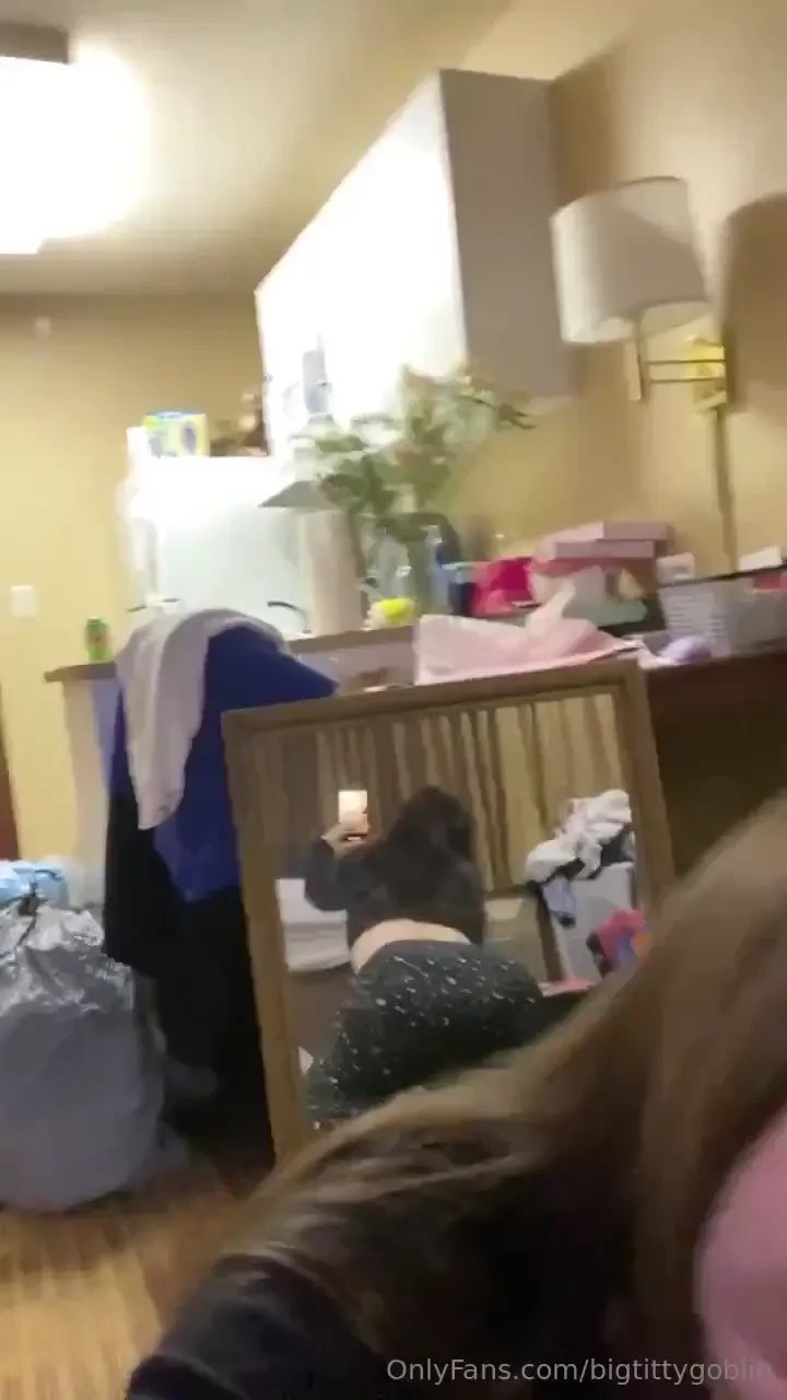 It s sexy saturday so im showing off my talents in the dm s today 