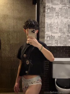 Hotel bathroom lighting always eats part 1