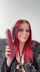 Schau wie ich mit der feder aus t rchen 7 ber meinen hei en nackten k