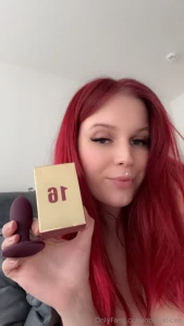 Der lila analplug aus t rchen 16 passt doch perfekt in mein ass und zu