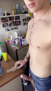 Sorry about the late post y all but here s tapes of me flicking my part 2