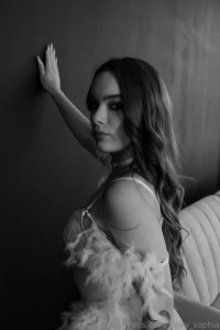 Lightness elegance and boldness in one shot