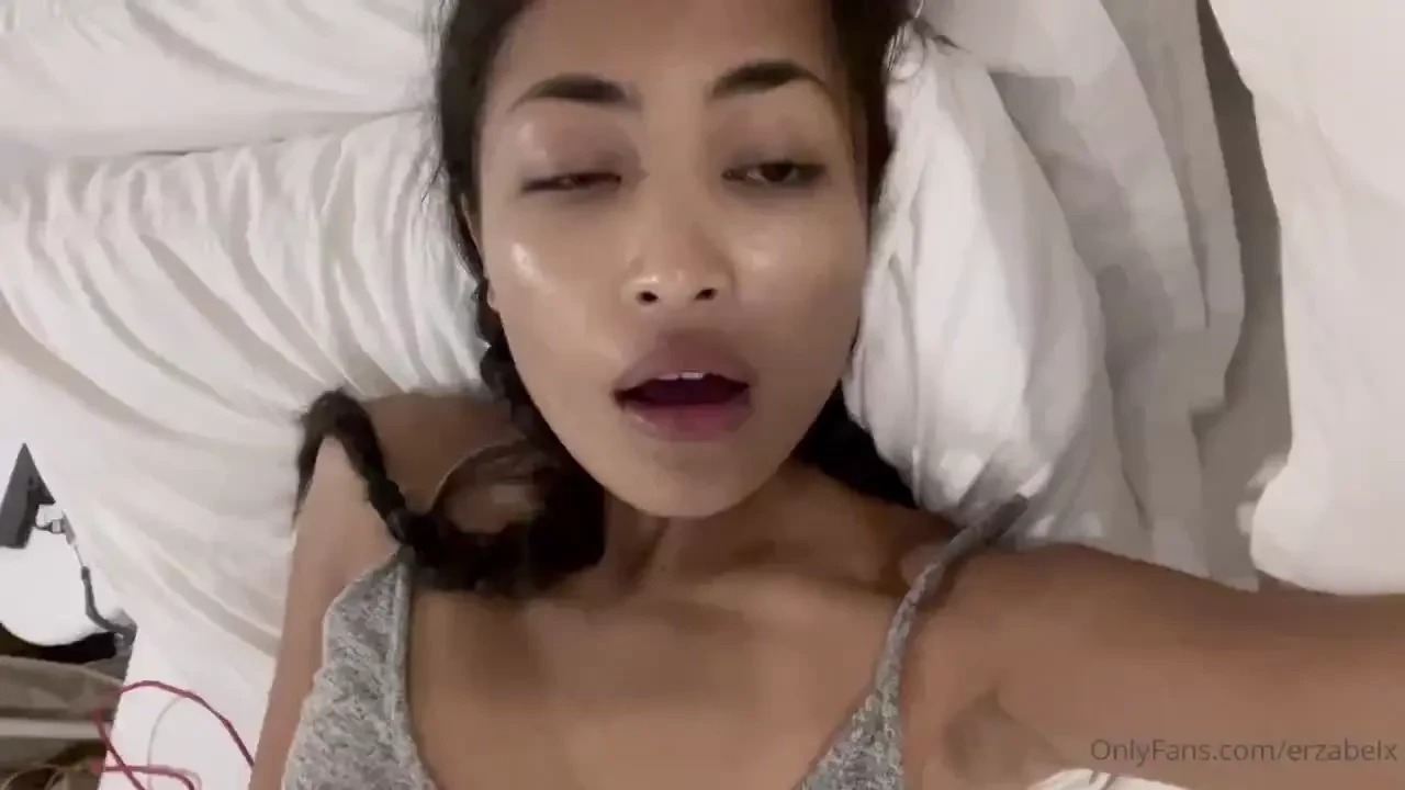 I played with myself 3 times today and i cum 7 times 