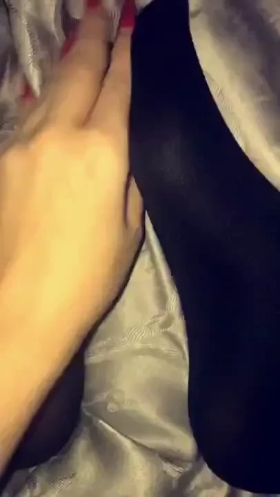 Much requested foot fetish amp pussy play video in black tights 
