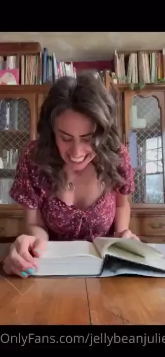 Trying to concentrate and read and not cum while he controls the vibe 