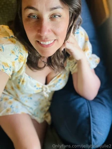 Come over i ll let you touch me under my dress on the couch part 1