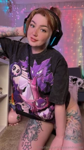 Baggy t s and no bra is my go to chill outfit hope it s still sexy