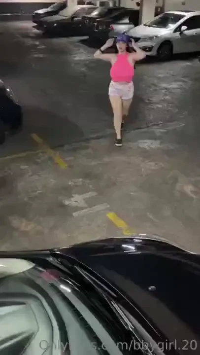 I love provoking security man he wanna fuck me and that makes me so 