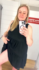 Quickie in the changing room