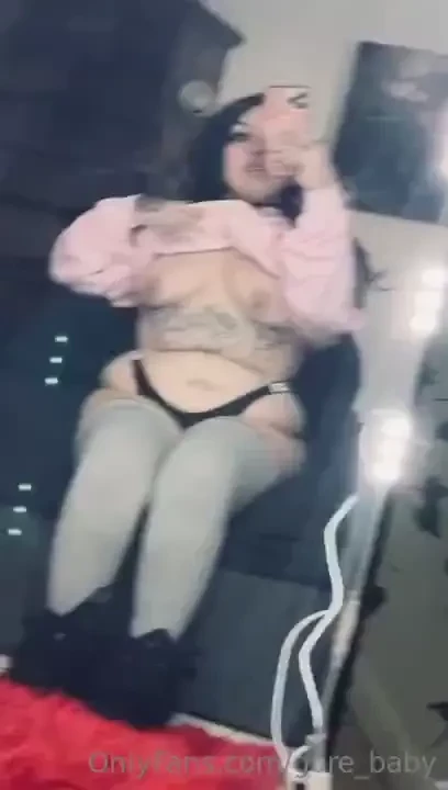 Who is tryna suck these tits 