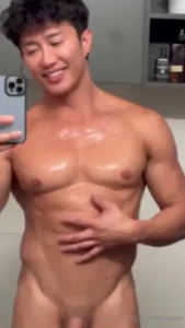 I just had a guy shower me cum i love being covered in so much cum