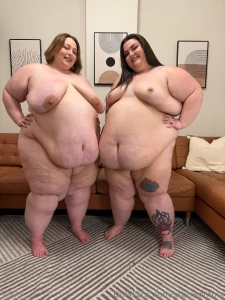 Comparing naked bodies is so much fun seeing every single difference part 2